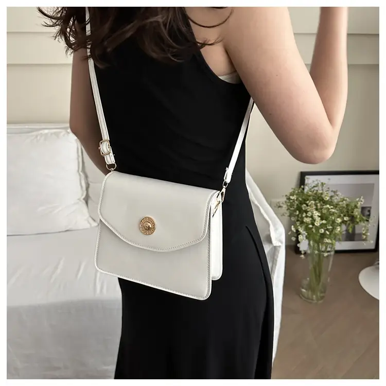 Black Square Shoulder Bag for Women 2024 β feature 13
