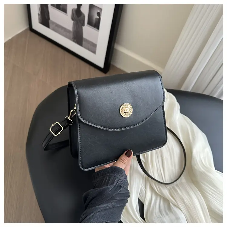 Black Square Shoulder Bag for Women 2024 β feature 20