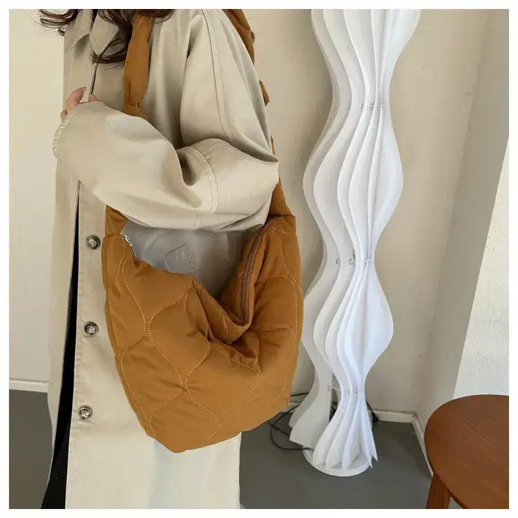 Vintage Pleated Shoulder Bag for Women Spring Summer Crossbody — feature 8