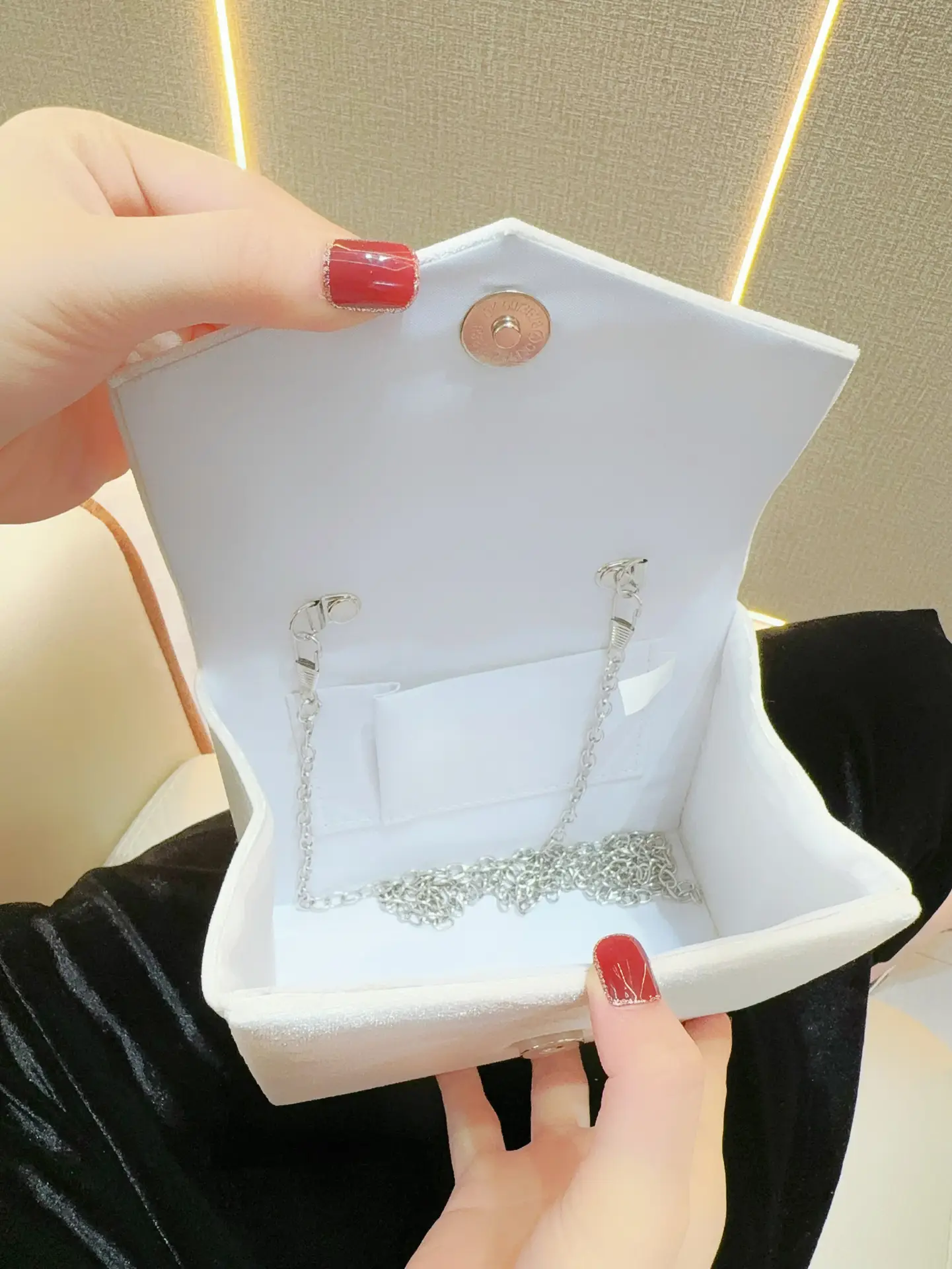 White Rhinestone Crossbody Bag for Women - Image 7