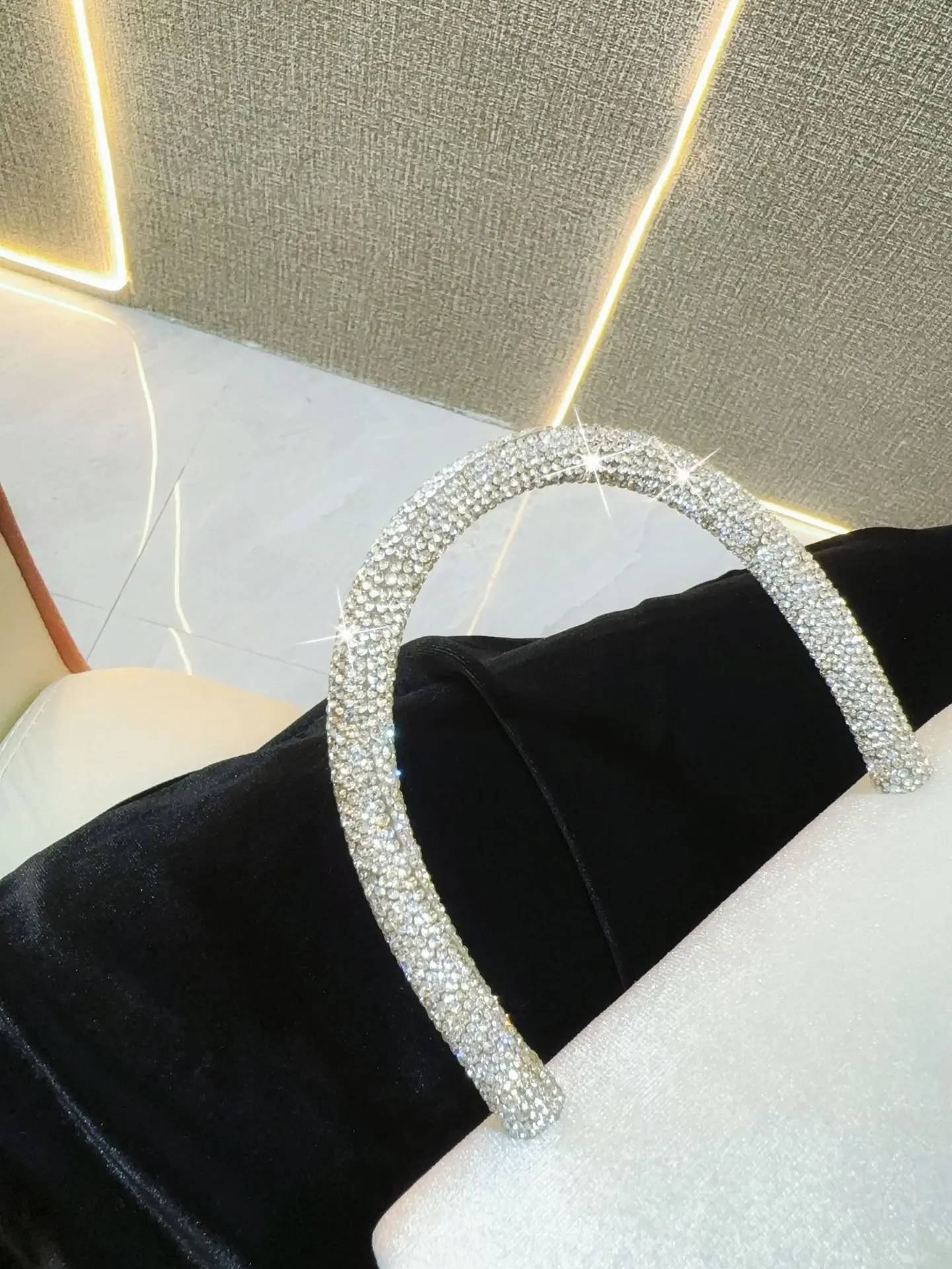 White Rhinestone Crossbody Bag for Women — feature 7