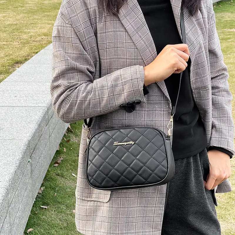 Pink Diamond Embroidered Crossbody Bag with Double Zip