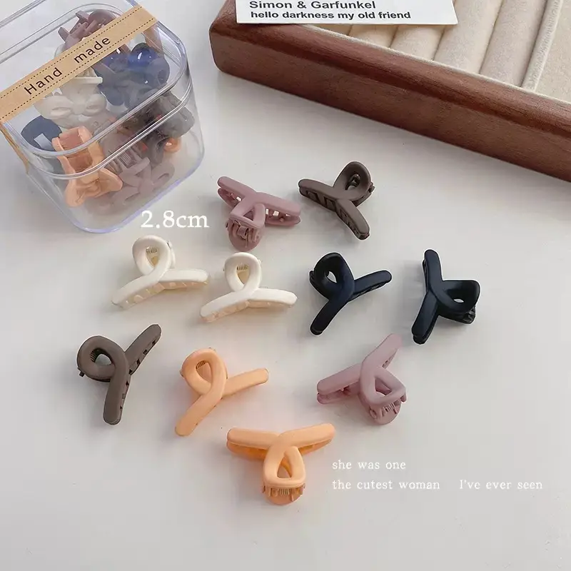 Princess Head Small Grabber Clip Forehead Bangs Clip Side Clip Sweet Headwear Hairpin for Women - Image 4