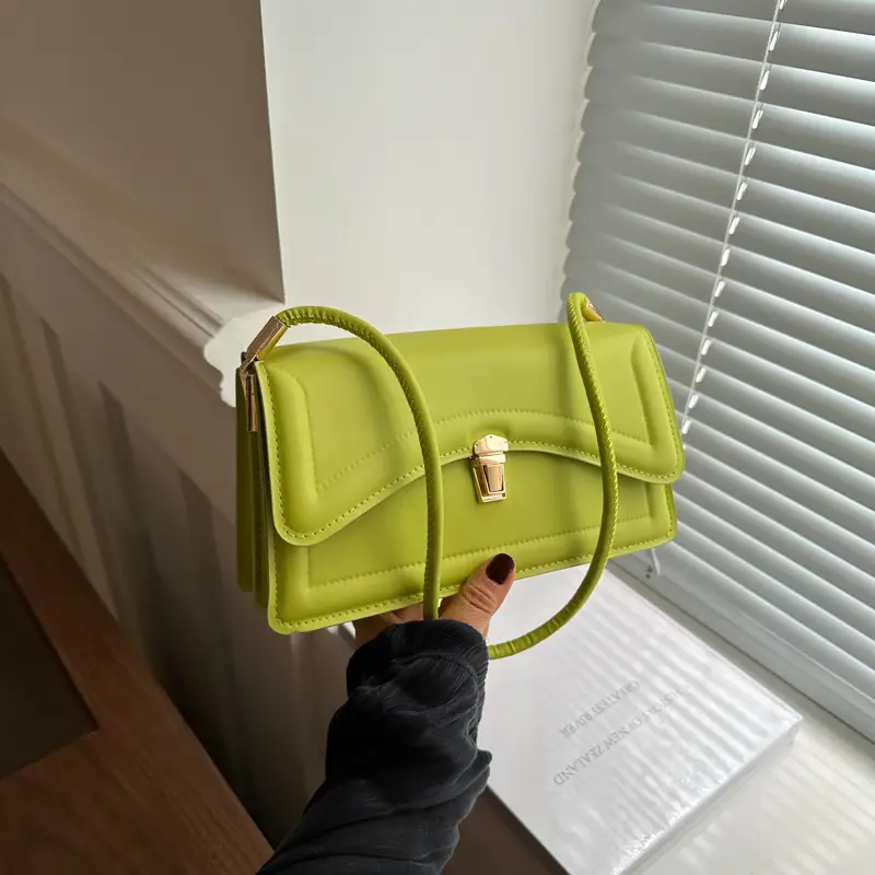 Elegant Green Lock Shoulder Bag for Women 2024 Spring - Image 10