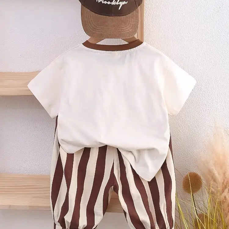2025 Boys Korean Style T-Shirt Top Striped Cropped Pants Set — feature 7