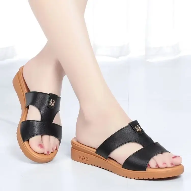 Sandals Soft Thick Sole 2024 New Comfortable Sandals and Slippers Mother Summer Wear All-match Fashion Wedge Women's Shoes — feature 2