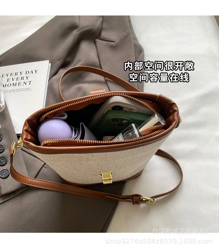 Women French Niche Shoulder Bag Brown Beige 2026 — feature 7