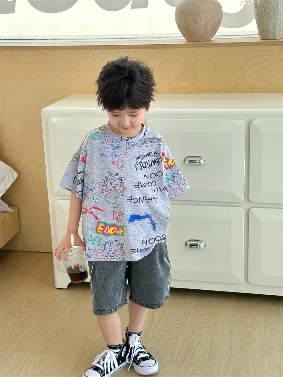 Boys Summer Graphic T-Shirt Gray Shorts Set - Image 3