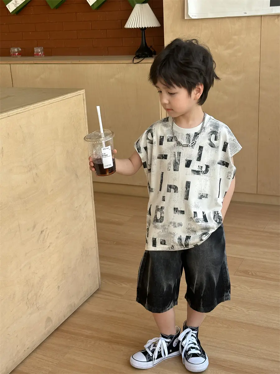 Boys Sleeveless Korean Style T-Shirt 2025 — feature 13