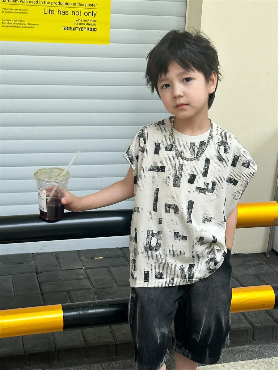 Boys Sleeveless Korean Style T-Shirt 2025 — feature 23