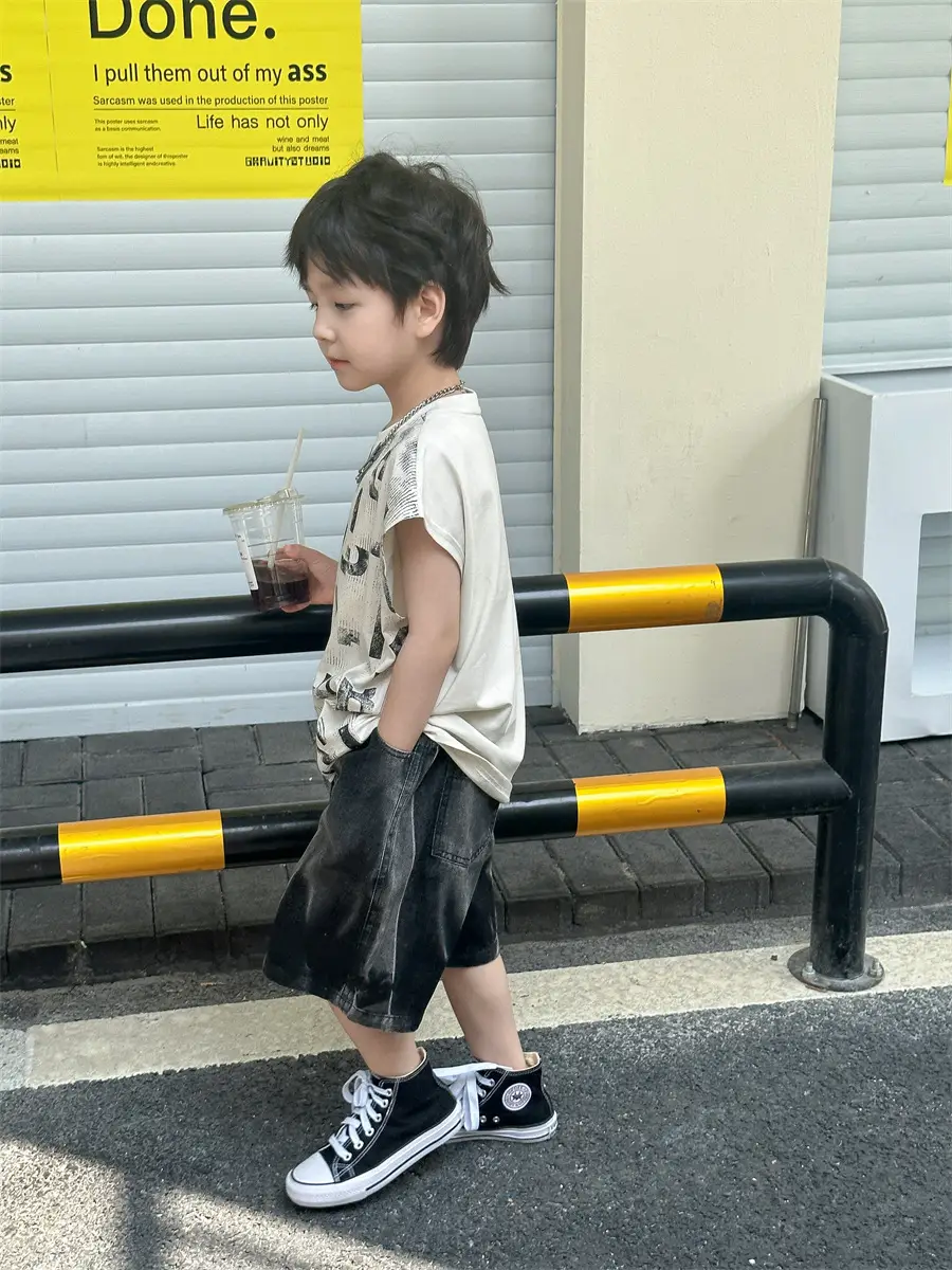Boys Sleeveless Korean Style T-Shirt 2025 — feature 31