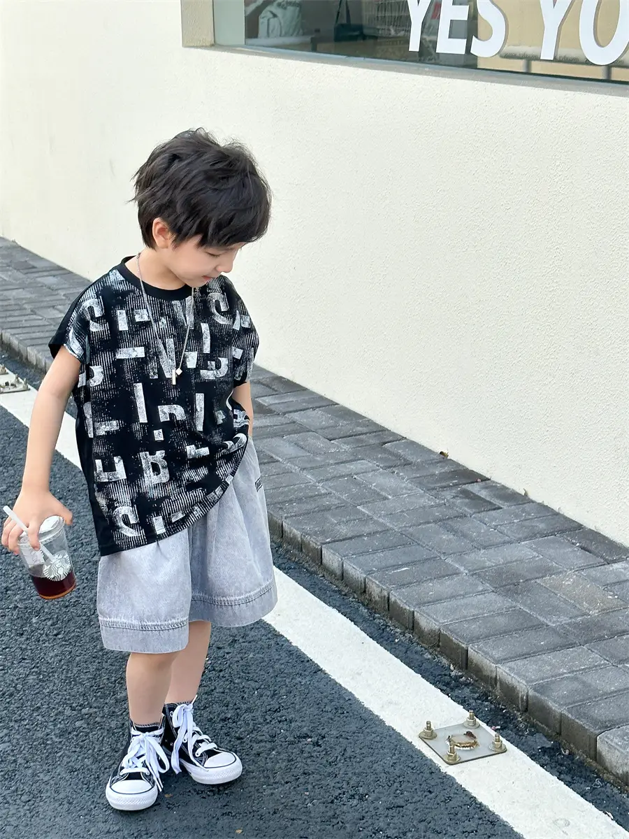 Boys Sleeveless Korean Style T-Shirt 2025 — feature 32