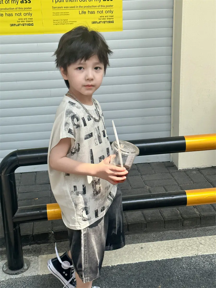 Boys Sleeveless Korean Style T-Shirt 2025 — feature 33