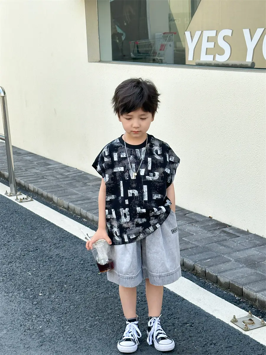 Boys Sleeveless Korean Style T-Shirt 2025 — feature 34