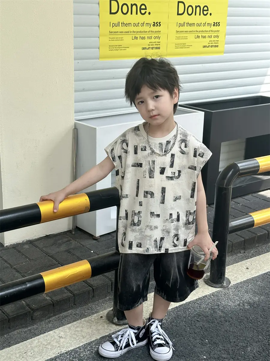 Boys Sleeveless Korean Style T-Shirt 2025 — feature 35