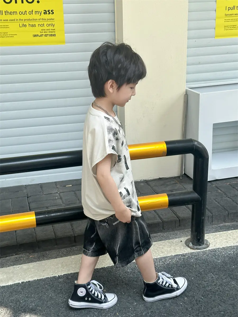Boys Sleeveless Korean Style T-Shirt 2025 — feature 39