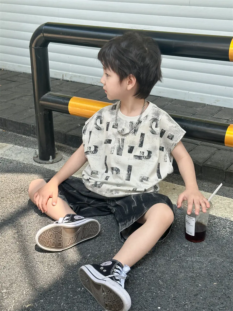 Boys Sleeveless Korean Style T-Shirt 2025 — feature 43