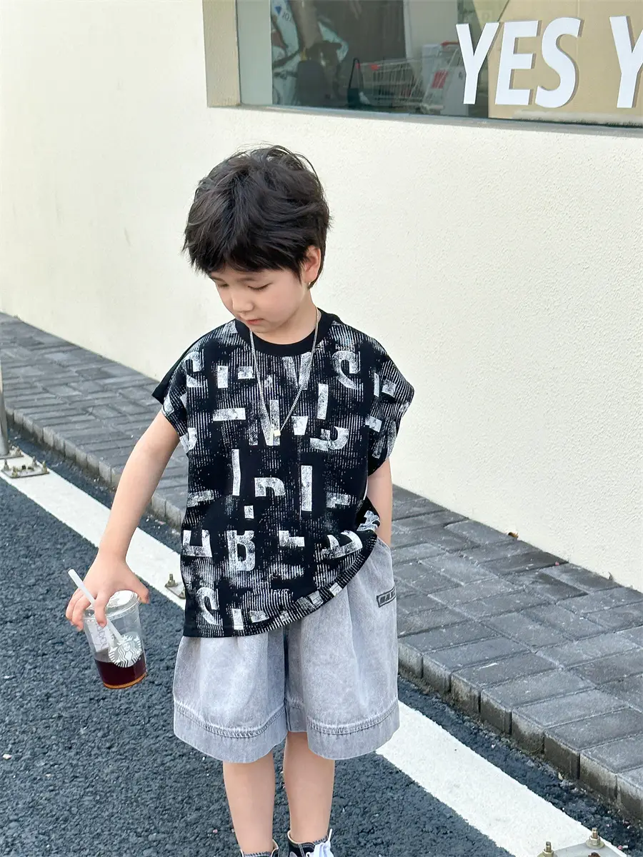 Boys Sleeveless Korean Style T-Shirt 2025 — feature 9