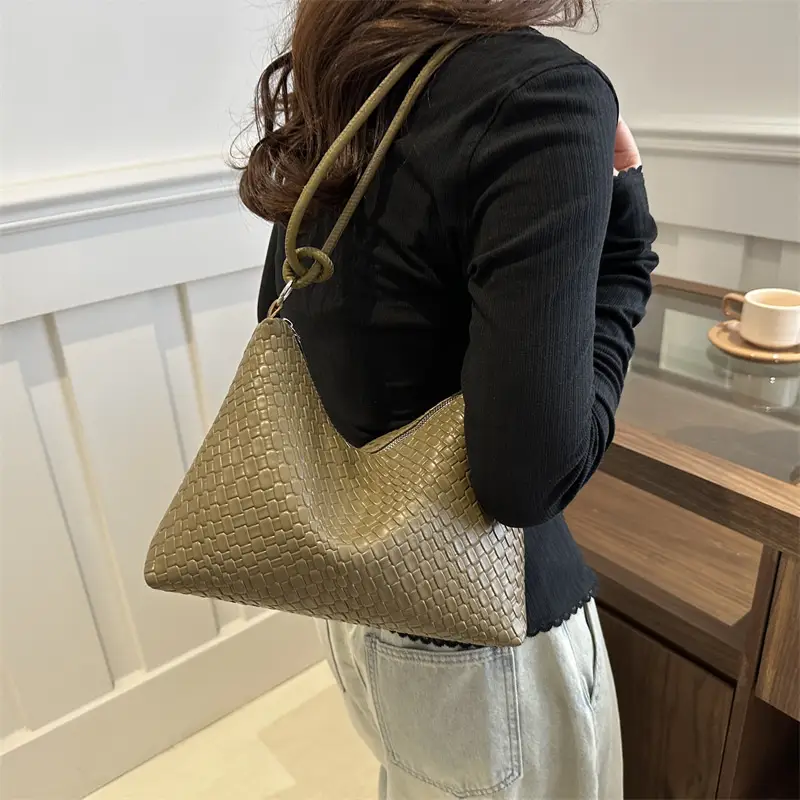Women's Woven Underarm Bag Large Capacity Spring 2024 - Image 7
