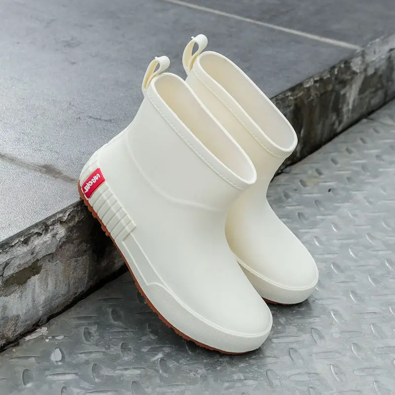 Japanese Style Rain Shoes Women's Fashionable Outer Wear overshoes Lightweight Waterproof Rubber Shoes New Work Non-Slip Adult Short Rain Boots