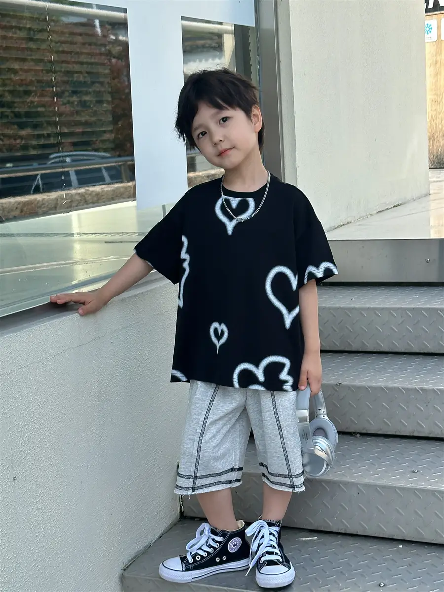 Boys White Heart Print Short Sleeve T-Shirt 2025