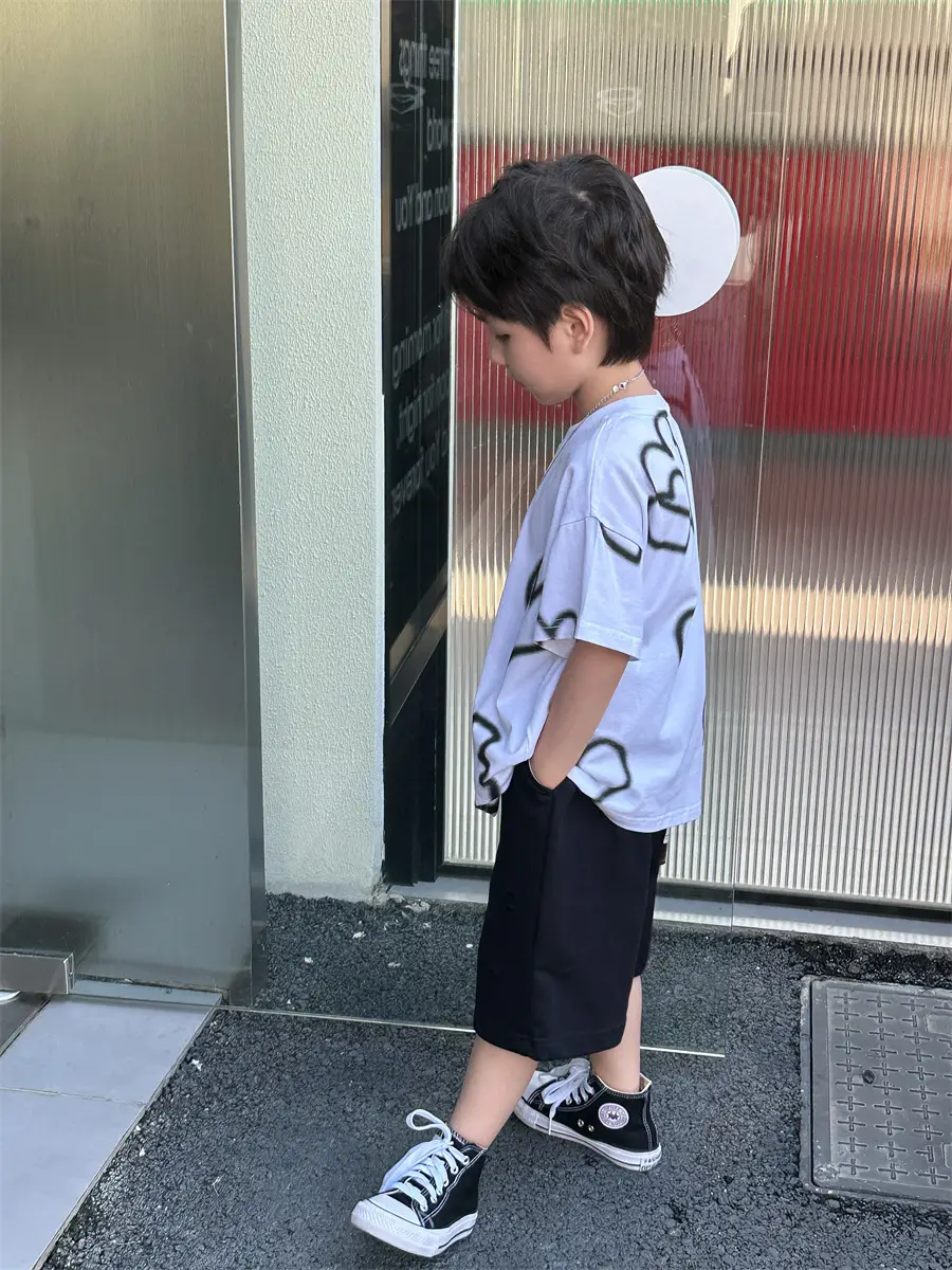 Boys White Heart Print Short Sleeve T-Shirt 2025