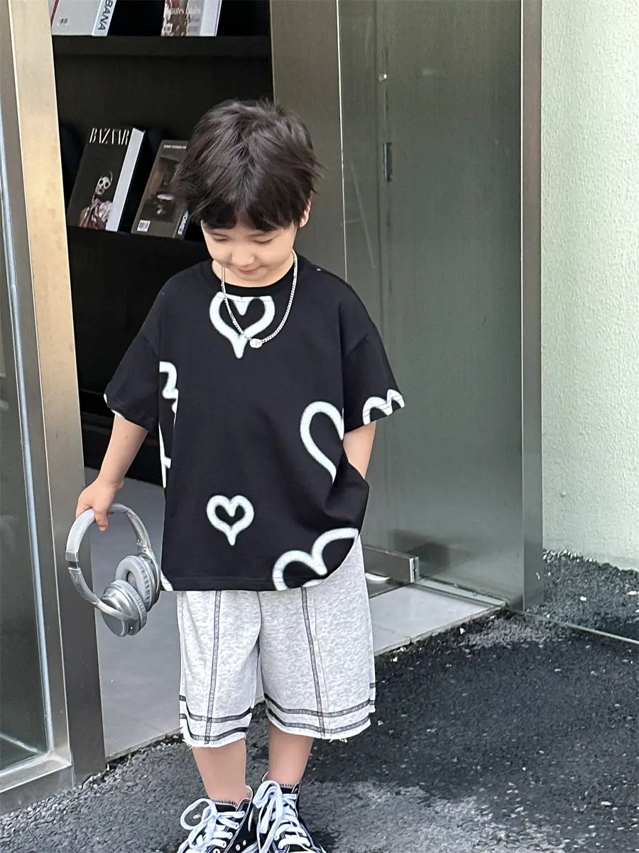 Boys White Heart Print Short Sleeve T-Shirt 2025 — feature 18