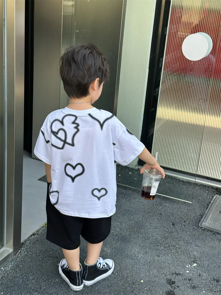 Boys White Heart Print Short Sleeve T-Shirt 2025 — feature 35