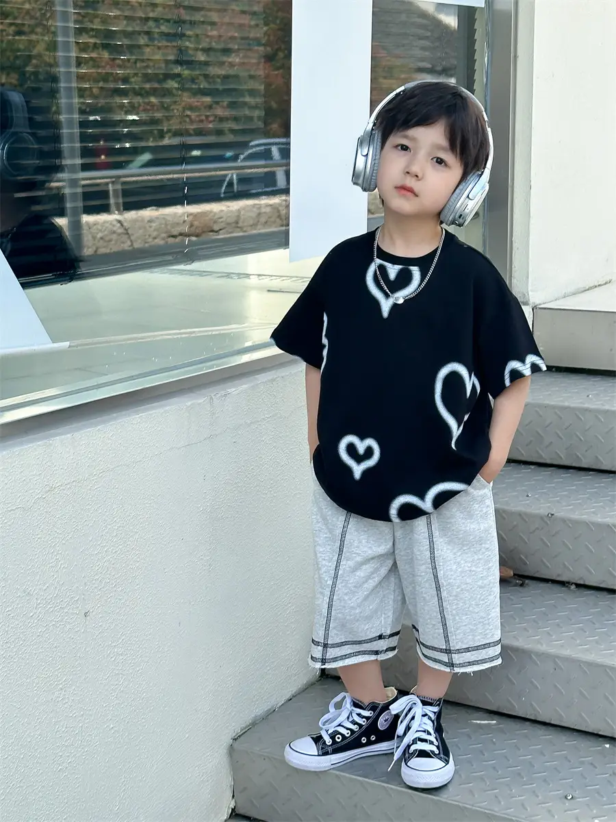 Boys White Heart Print Short Sleeve T-Shirt 2025 — feature 38