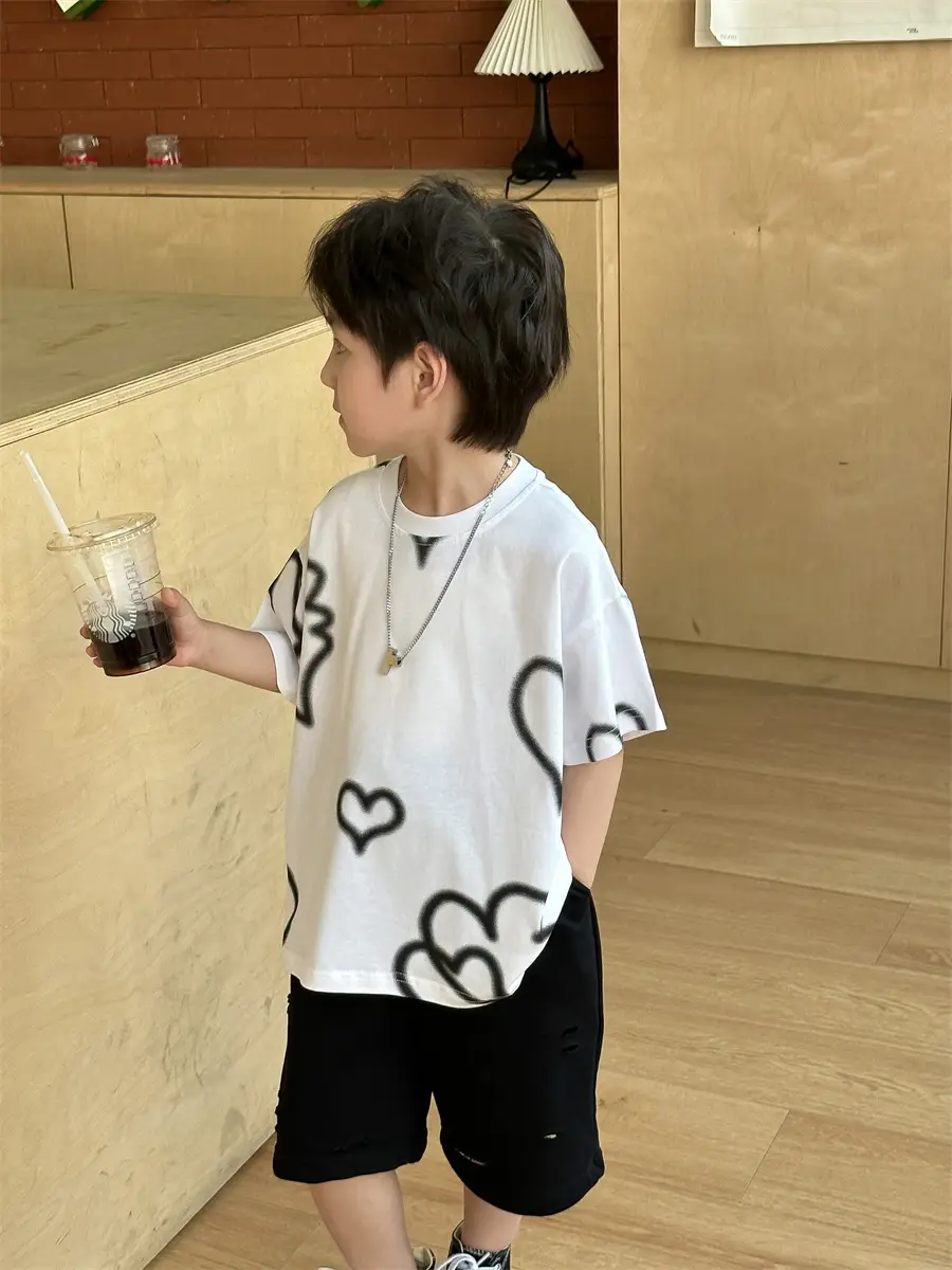 Boys White Heart Print Short Sleeve T-Shirt 2025 — feature 39