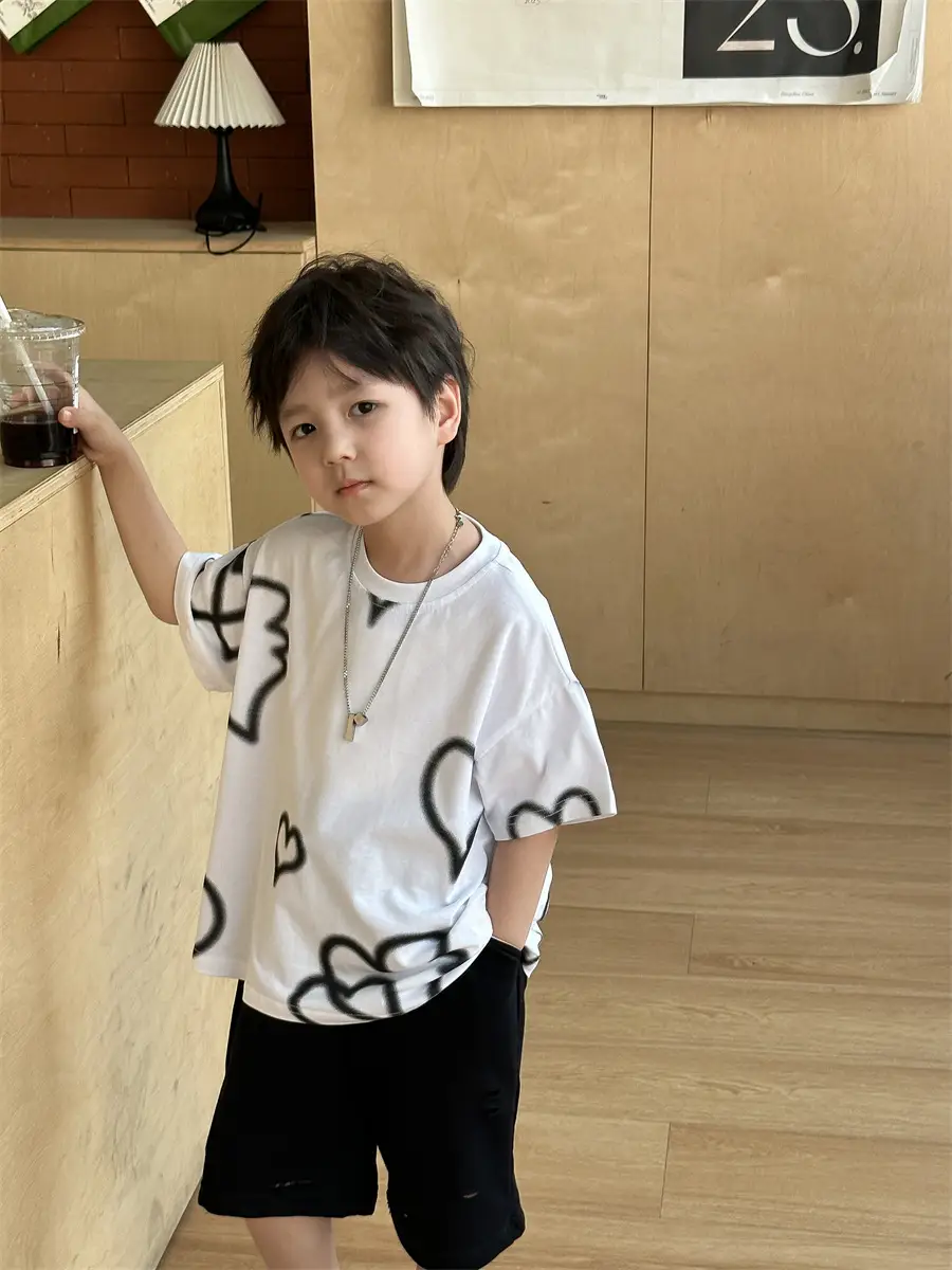 Boys White Heart Print Short Sleeve T-Shirt 2025 — feature 41
