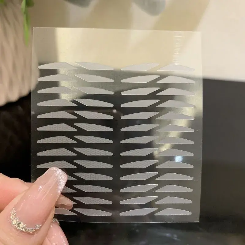 Double Eyelid Patch for Super Invisible Natural Beauty — feature 6