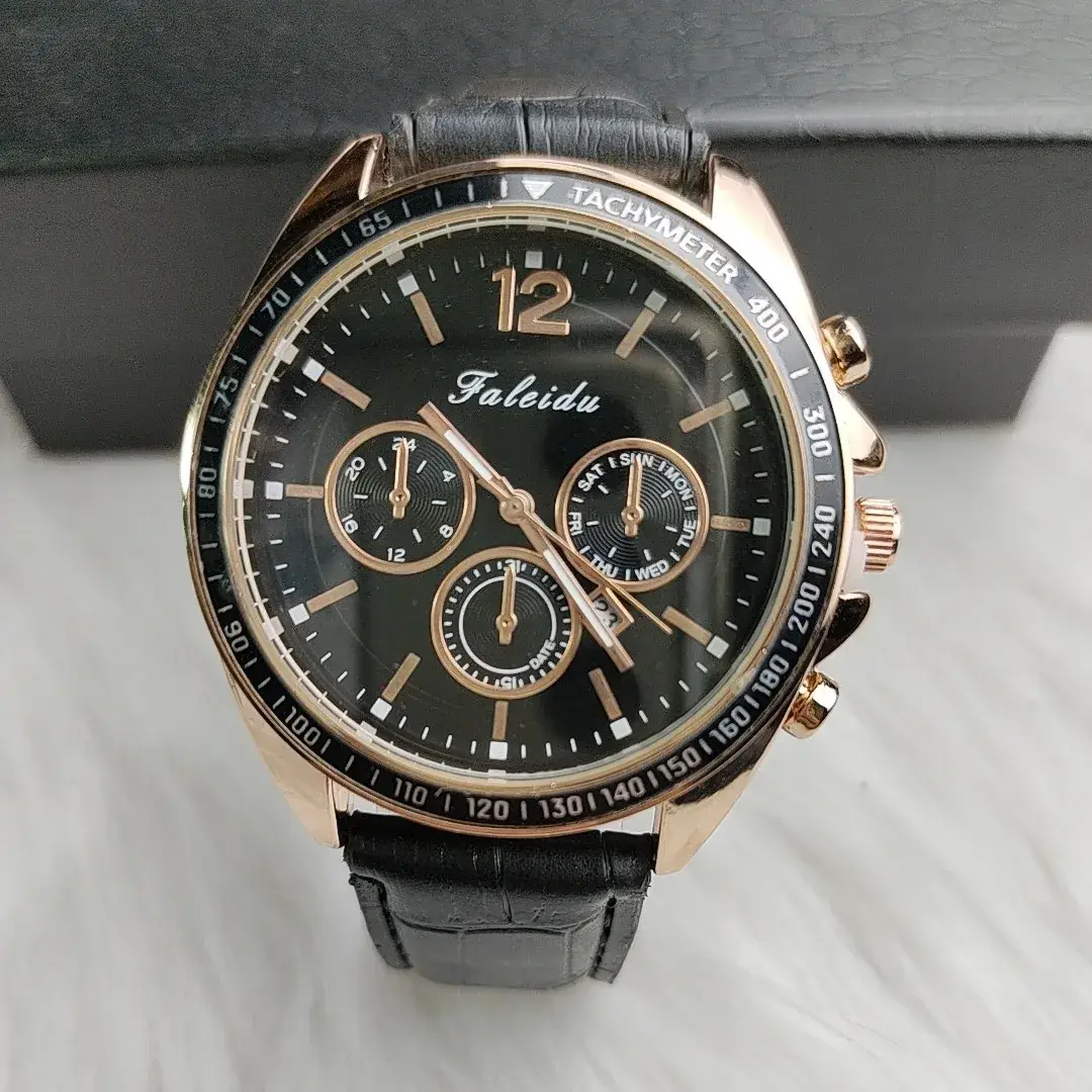 Elegant Light Luxury Business Three-eye Chronograph Watch