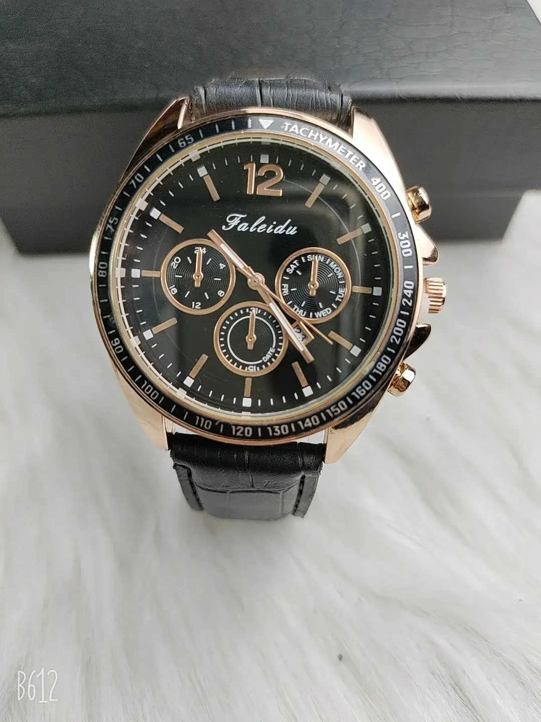 Elegant Light Luxury Business Three-eye Chronograph Watch