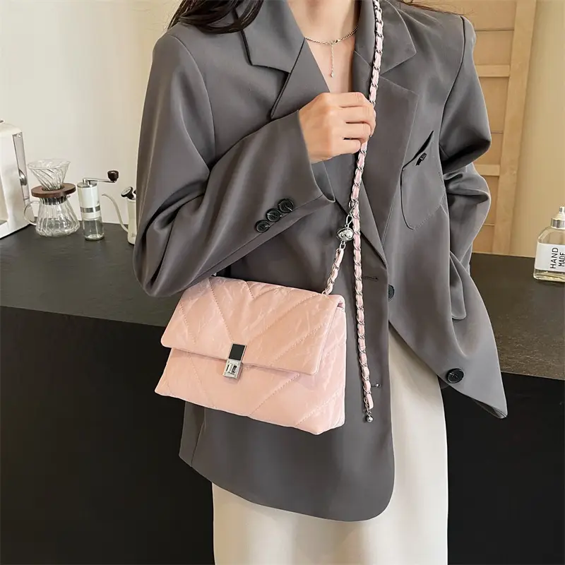Diamond Chain Crossbody Bag Pink Large Capacity Women - Image 7