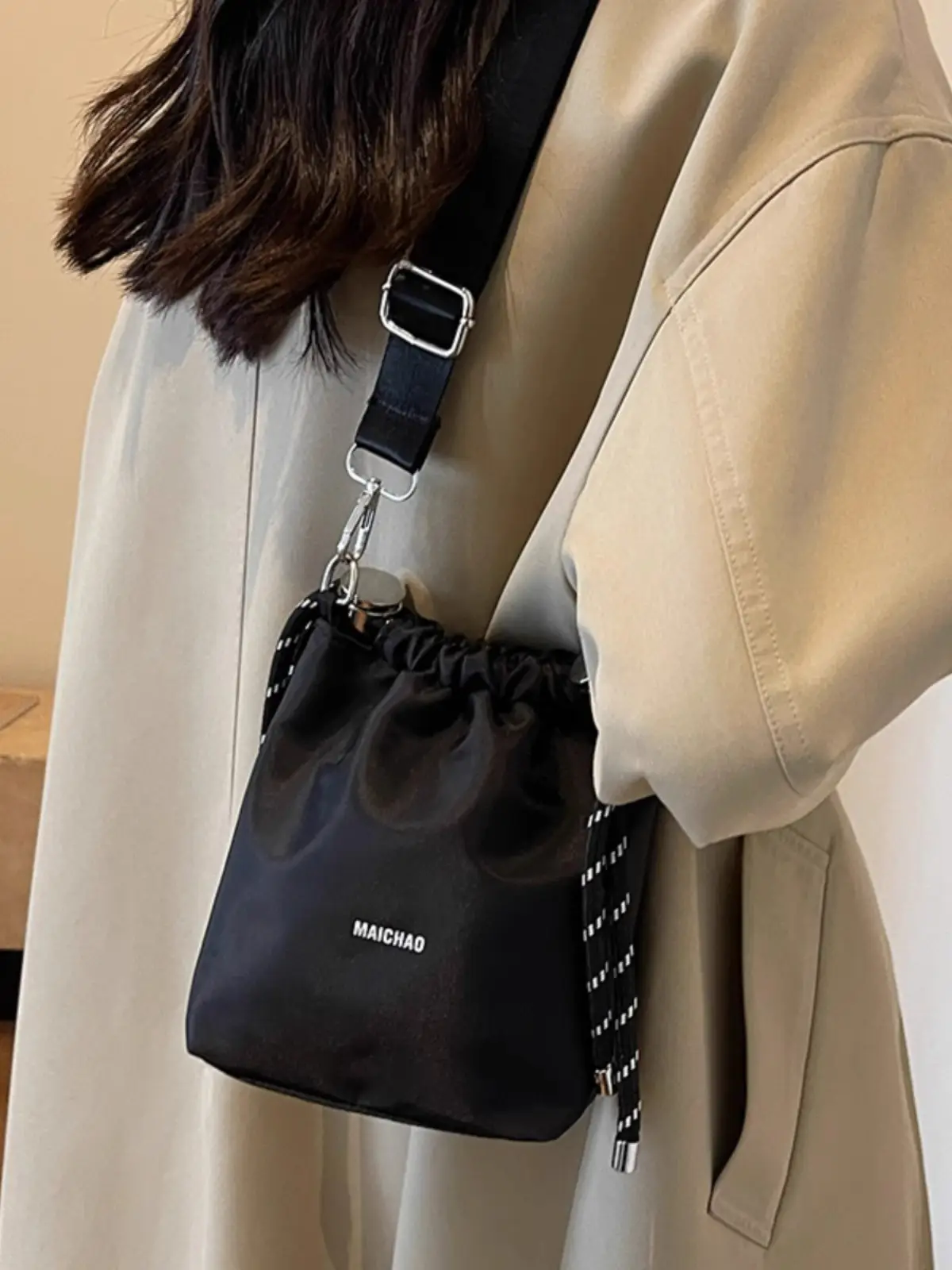 Black Canvas Bucket Bag Women's Autum 2025