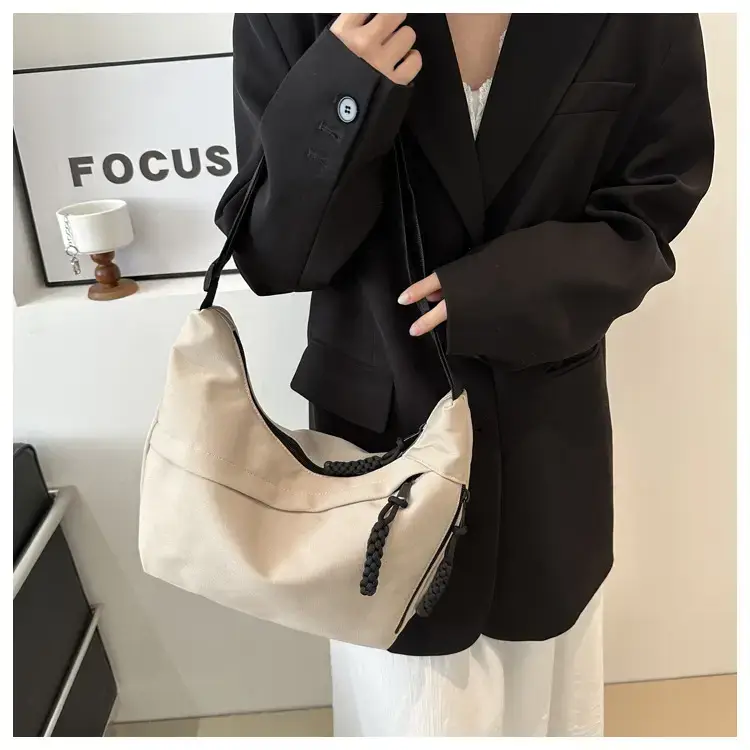 Beige Oxford Canvas Shoulder Bag 2024 Spring — feature 15