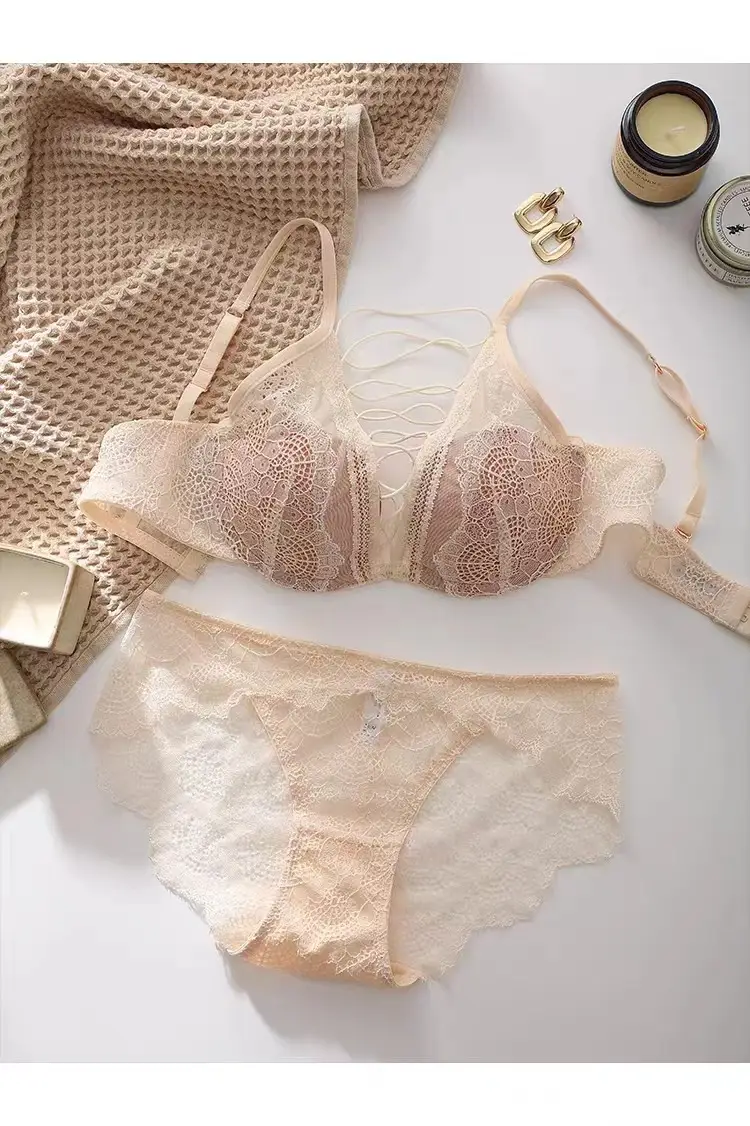 French Style Large Underwear Women's Small Chest Soft Steel Ring Sexy Pure Desire Strap Hollow Lace Bra Set — feature 16