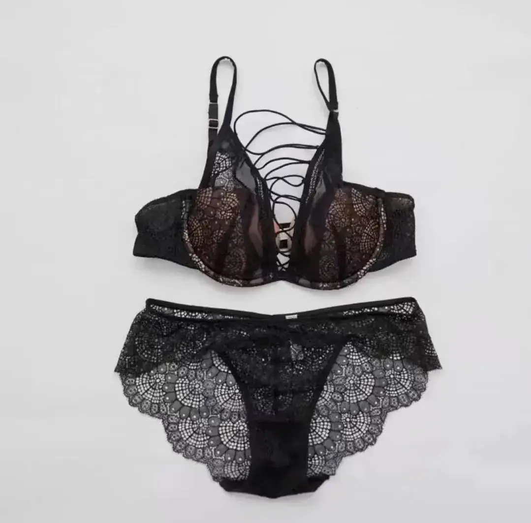 French Style Large Underwear Women's Small Chest Soft Steel Ring Sexy Pure Desire Strap Hollow Lace Bra Set - Image 4