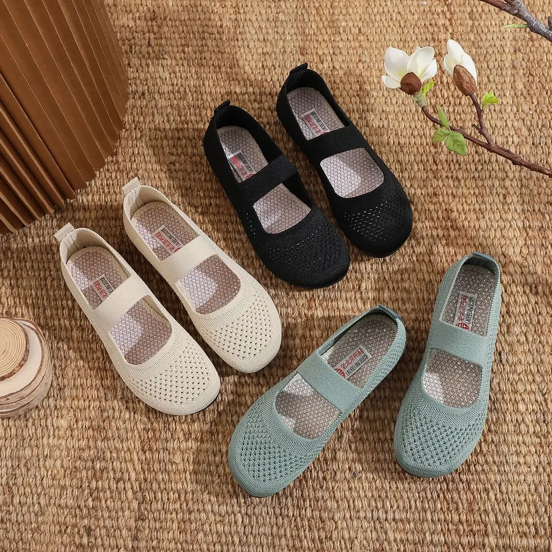 Spring and Summer New Breathable Mesh Shoes Old Beijing Cloth Shoes Women's Soft Sole Comfortable Mother Shoes Hollow Flat Casual Shoes - Image 6