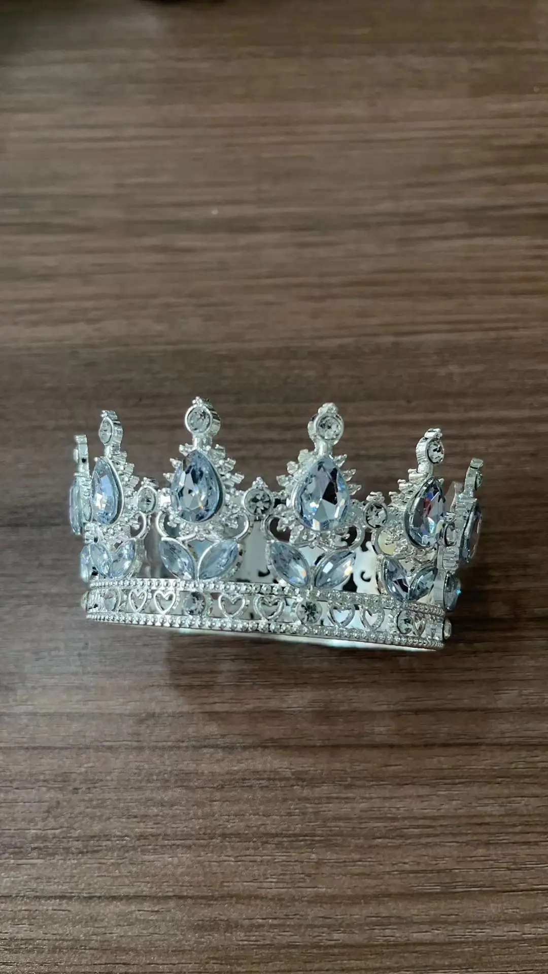 Golden Cross Border Crown Crown for Wedding Party Decoration — feature 7