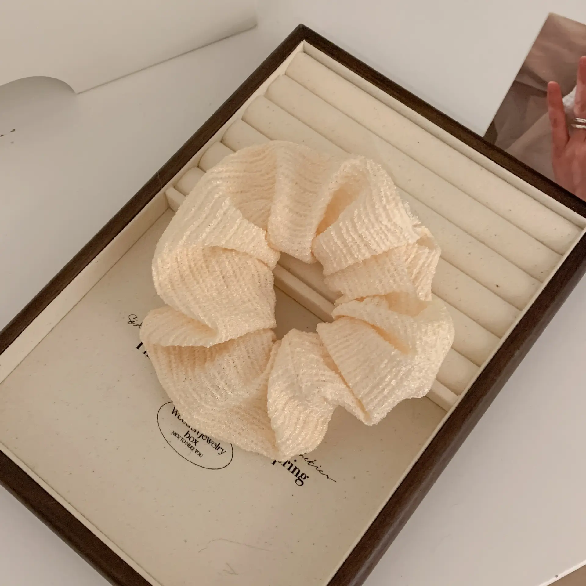 Simple Pleated Hair Ring Ponytail Headdress Solid Color — feature 2