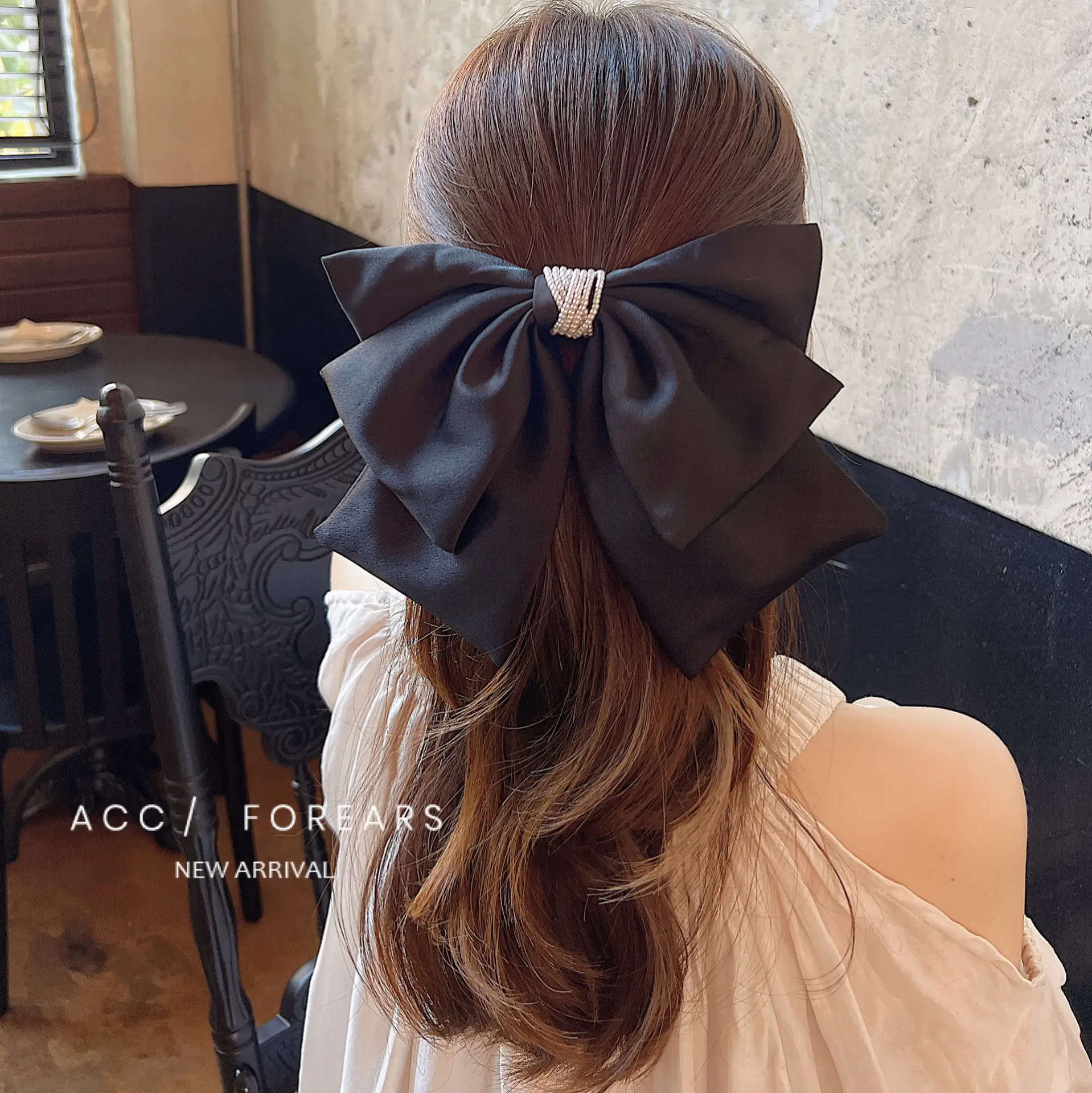 Black Korean Style Face Hairpin with Bow Clip — feature 3