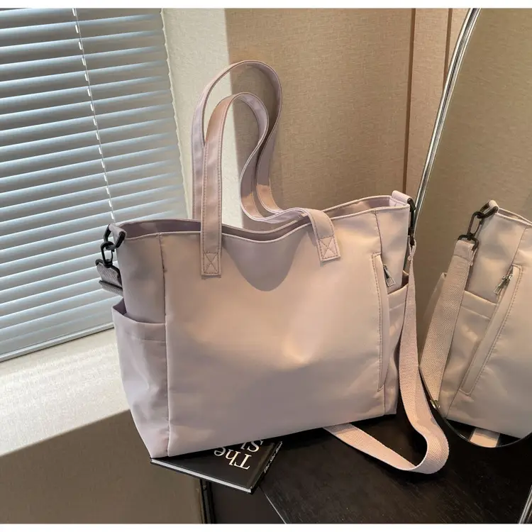 Waterproof Nylon Shoulder Bag Large Capacity Light Grey — feature 17