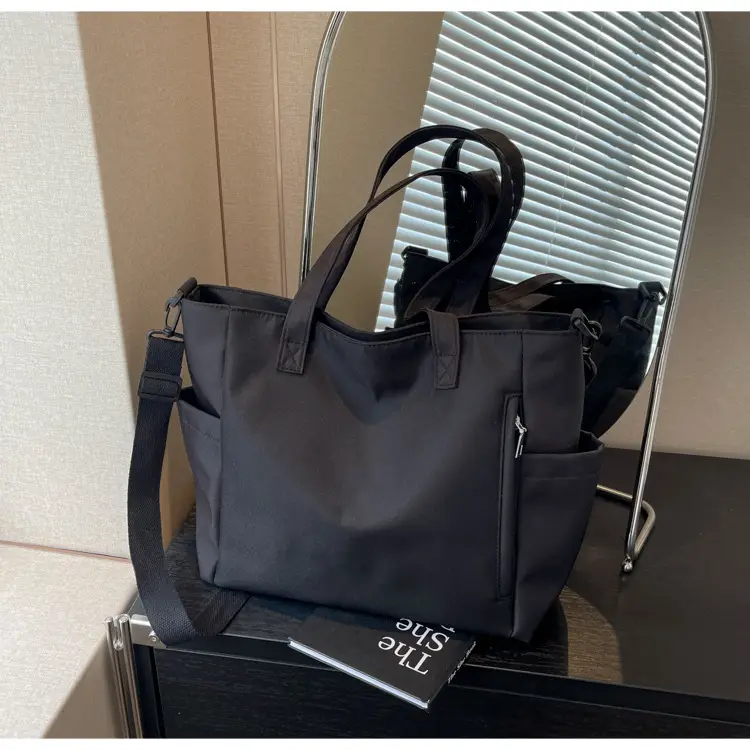 Waterproof Nylon Shoulder Bag Large Capacity Light Grey — feature 18