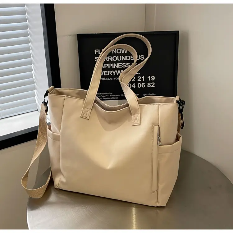 Waterproof Nylon Shoulder Bag Large Capacity Light Grey — feature 20