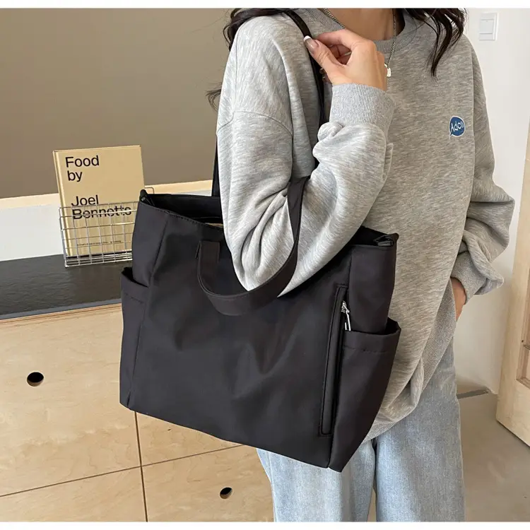 Waterproof Nylon Shoulder Bag Large Capacity Light Grey — feature 27