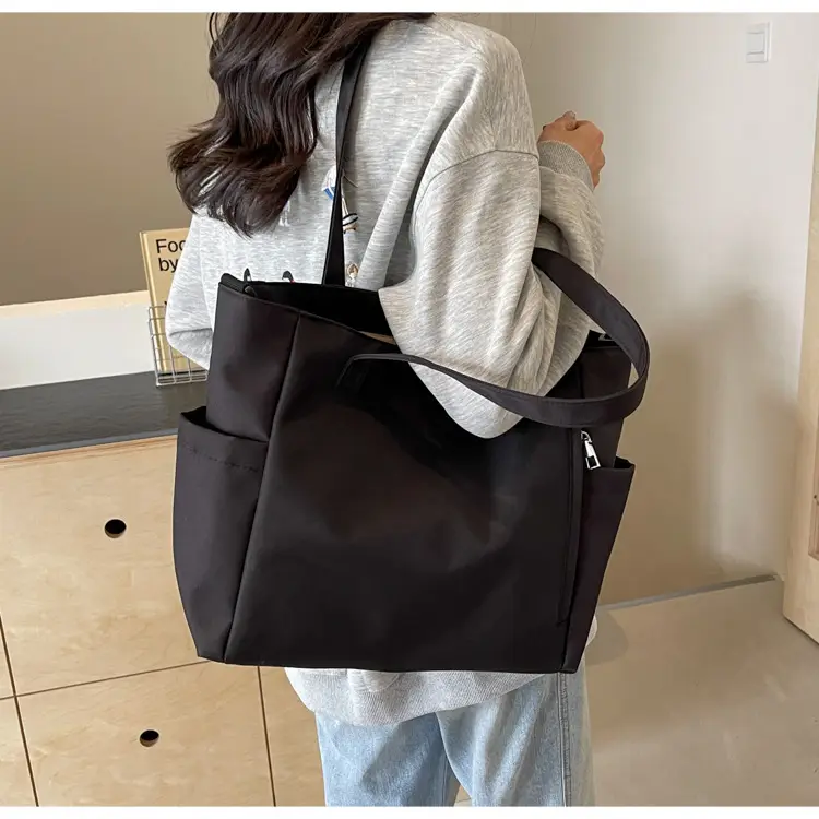 Waterproof Nylon Shoulder Bag Large Capacity Light Grey — feature 28