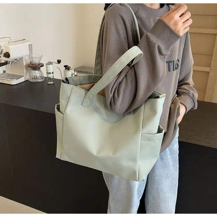Waterproof Nylon Shoulder Bag Large Capacity Light Grey — feature 40