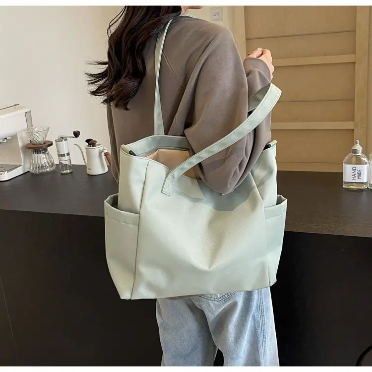 Waterproof Nylon Shoulder Bag Large Capacity Light Grey — feature 41